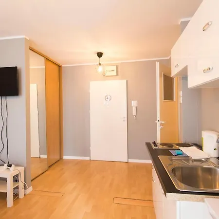 Happy - Economy Breslavia