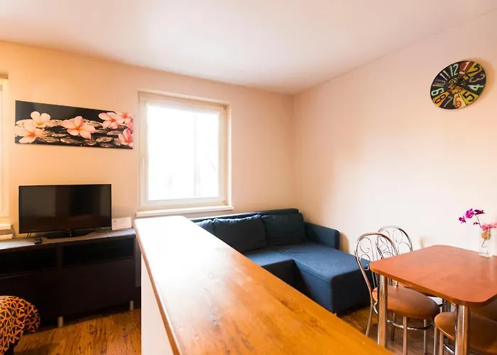 Happy - Economy Apartment