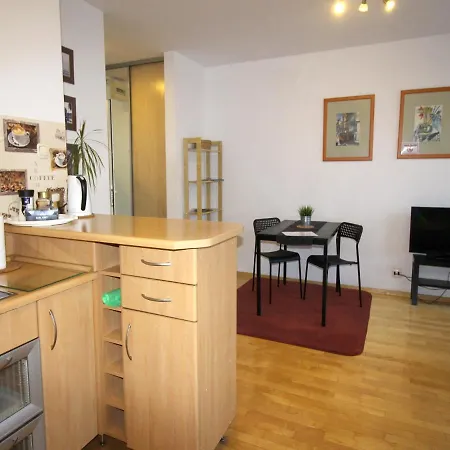 Happy - Economy 公寓 *